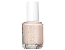 Essie Nagellack Nr. 121 topless and barefoot