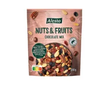 Nuts & Fruits Chocolate mix