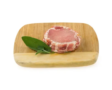 Naturafarm Schweinesteak mit Bratspeck