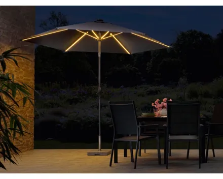 Sonnenschirm mit Solar-LED-Beleuchtung