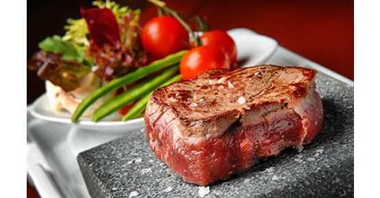 3-Gang-Menü vom heissen Stein für zwei Personen im Restaurant Ladengasse in Ebikon