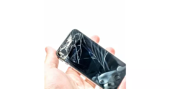 CHF 100.– Wertgutschein für iPhone-Reparaturen