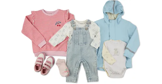Gesamtes Baby- und Kinderbekleidungs-Sortiment sowie Kinderschuhe und -accessoires