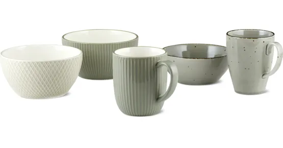 Gesamtes Kitchen & Co. Geschirr-Sortiment aus Porzellan und Glas