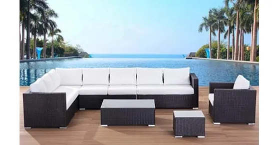 Rattan Gartenlounge XXL inkl. Kissenüberzüge, Regenschutz und Lieferung bis an die Bordsteinkante von Beliani