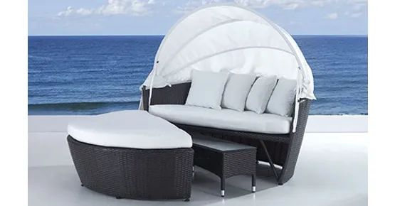 Rattan Strandkorb SYLT LUX inkl. Regenschutz und Lieferung von Beliani