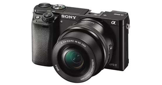 Sony Alpha 6000 16-50mm Systemkamera