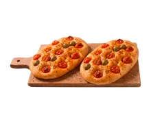 Focaccia mit Tomaten und Oliven