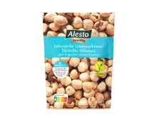 Italienische Haselnüsse